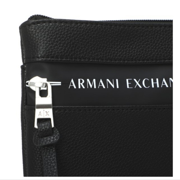 NWT Logo Messanger Bag. Rare Armany Change shoulder bag Unisex - Picture 3 of 16